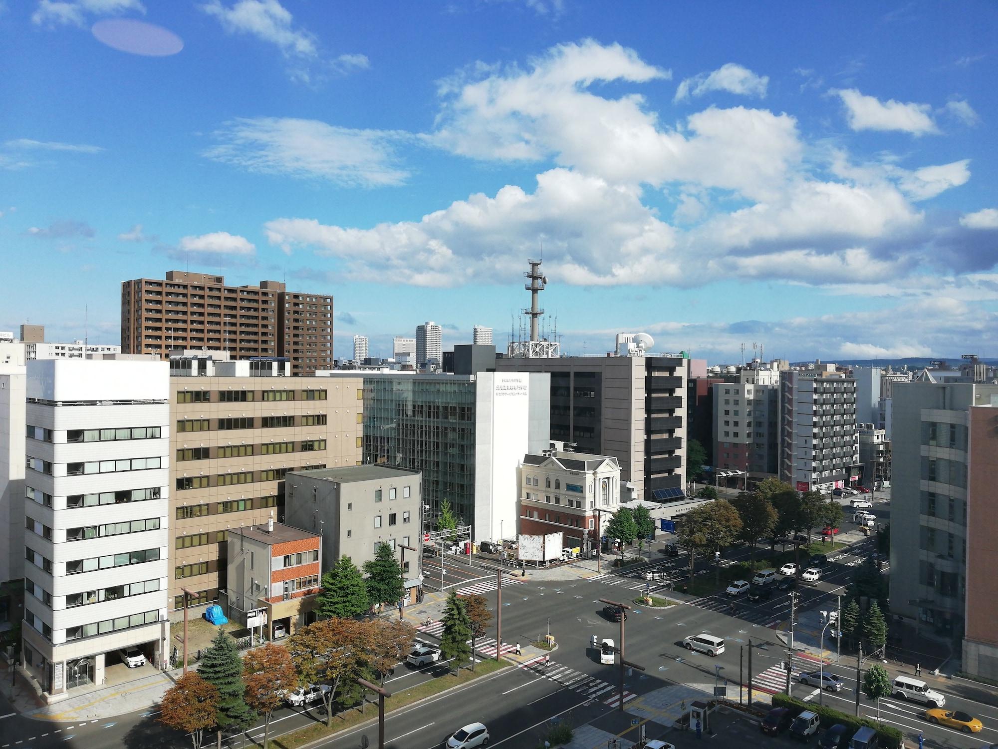 札幌王子酒店 外观 照片 View of the station